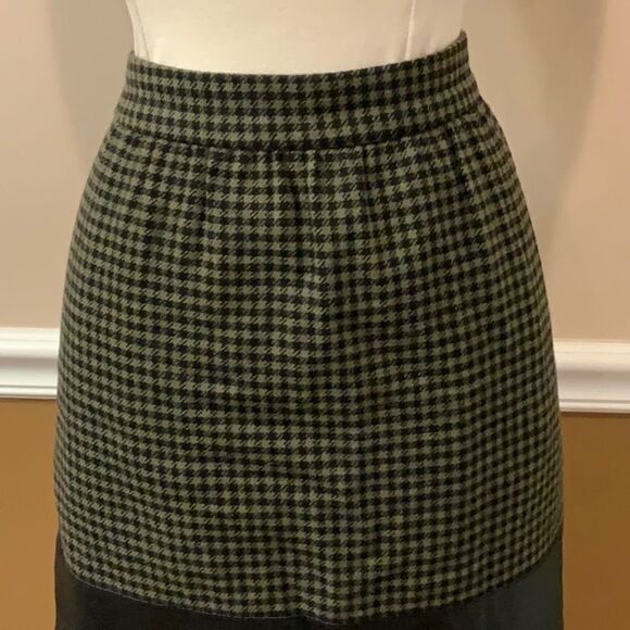 J. Crew wool blend leather-trim houndstooth skirt 10 - Picture 6 of 12